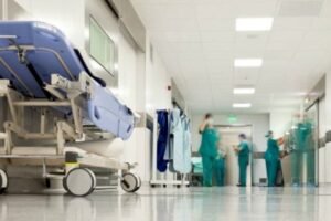 ثلاثة أشهر حبسا موقوفة التنفيذ لمغني الراب (بوز فلو)