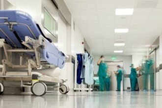 ثلاثة أشهر حبسا موقوفة التنفيذ لمغني الراب (بوز فلو)