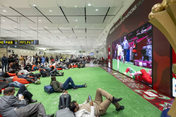 حماس كأس أمم إفريقيا يغمر مطارات المملكة