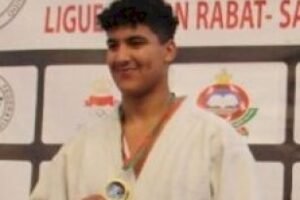 زكرياء بيشا  بطل مغربي يشق طريقه في رياضة الجيدو .
