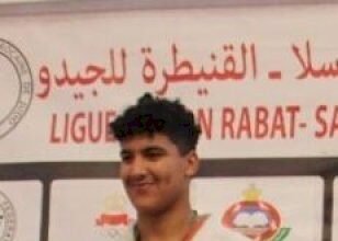 زكرياء بيشا  بطل مغربي يشق طريقه في رياضة الجيدو .